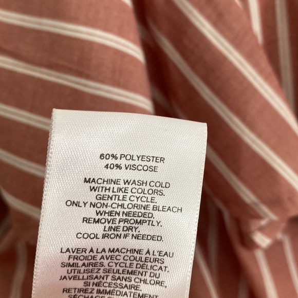 Express Striped Tiered Sleeve Cold Shoulder Top - XXS - Picture 9 of 9